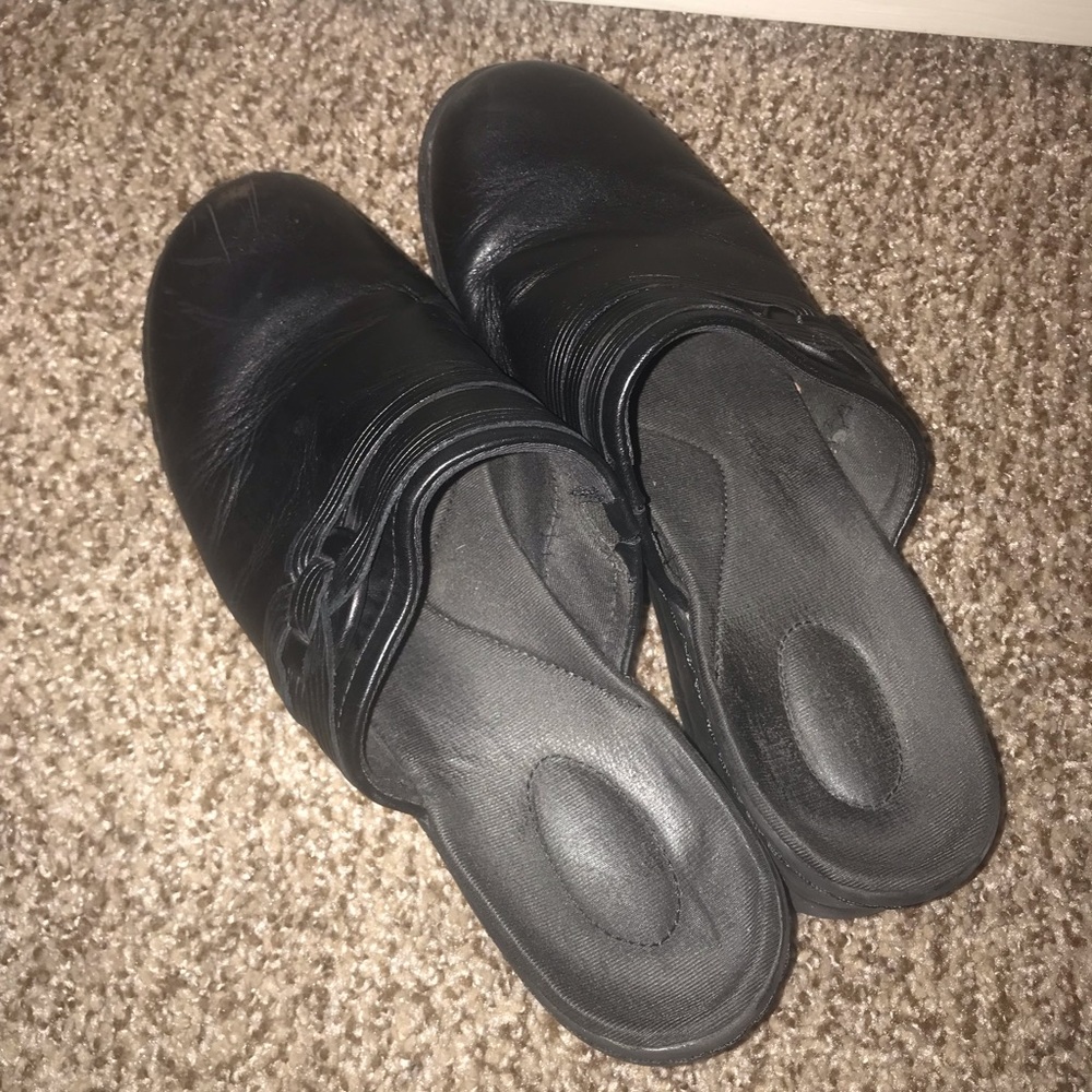 Women’s Clark’s size 9.5